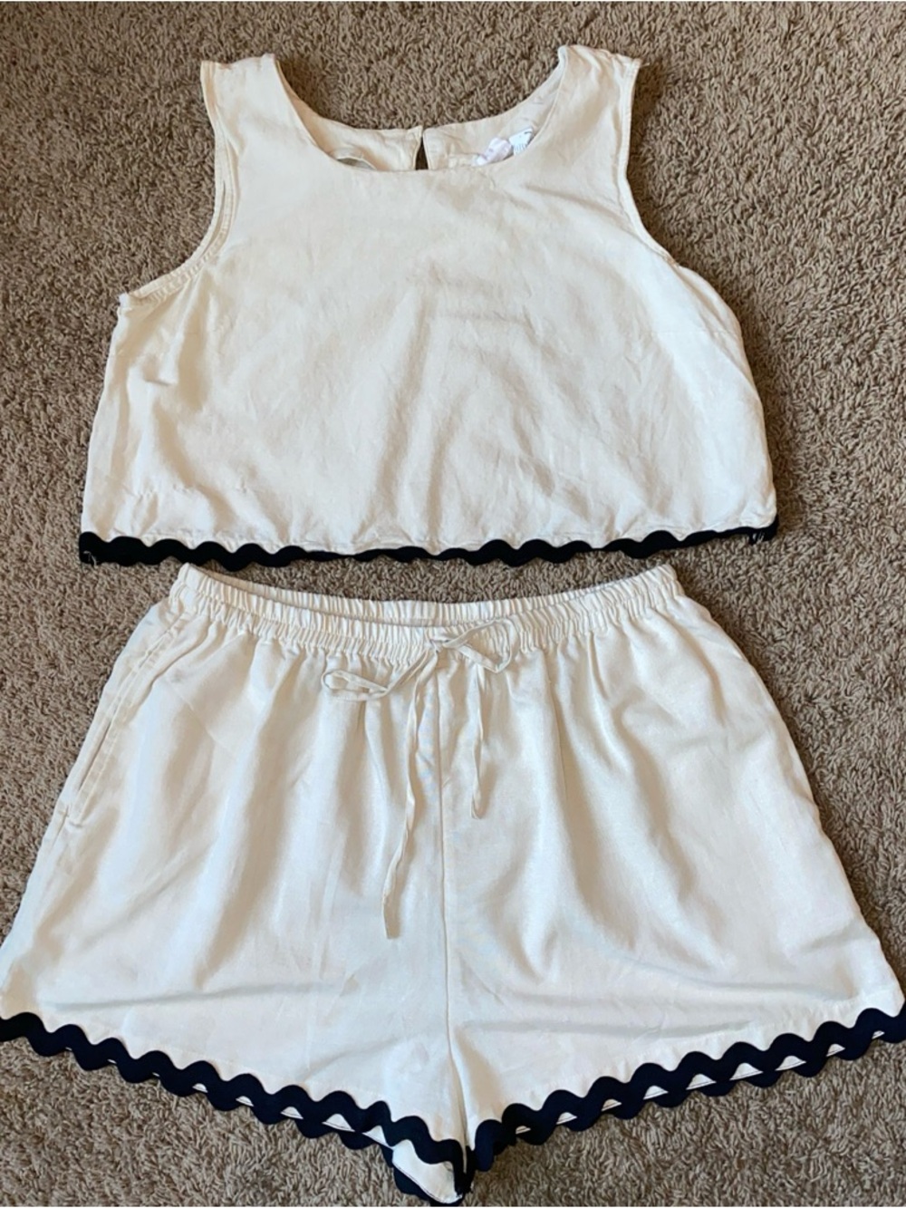 Midnight Sky 2 Piece Set Womens Large Linen Blend Shorts Crop Top Beige Scallop
